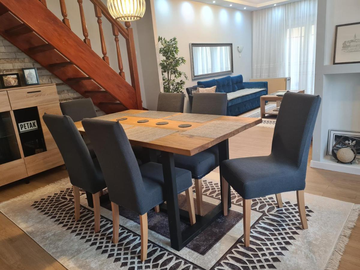 Apartment Roosevelt Белград Екстер'єр фото